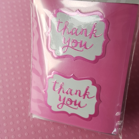 2/15$ 25 pcs Removable Thank You Stickers Pink 1.5"x1.5" in. - Picture 5 of 6
